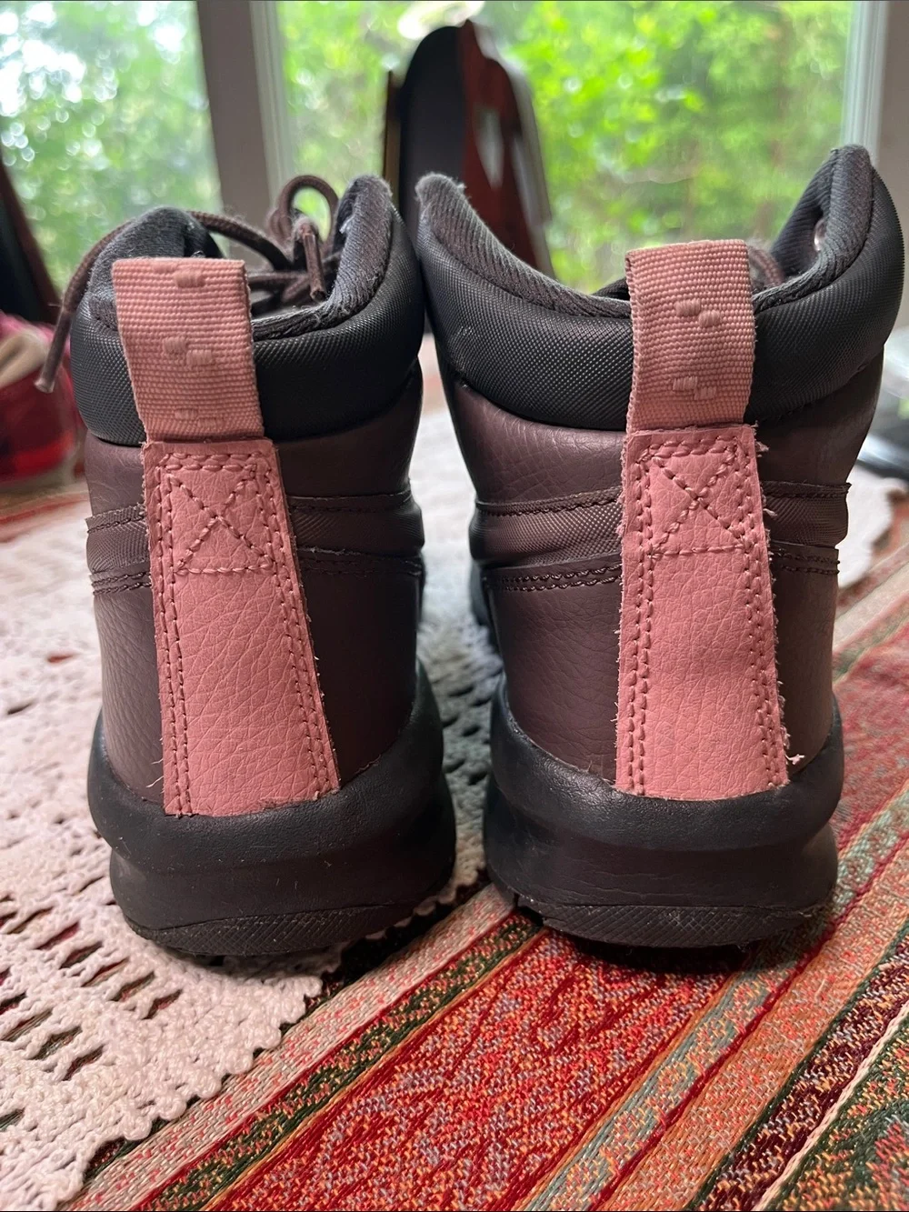 Nike Manoa LTR boot in violet ore and dark smoke grey 3.5 big kid leather